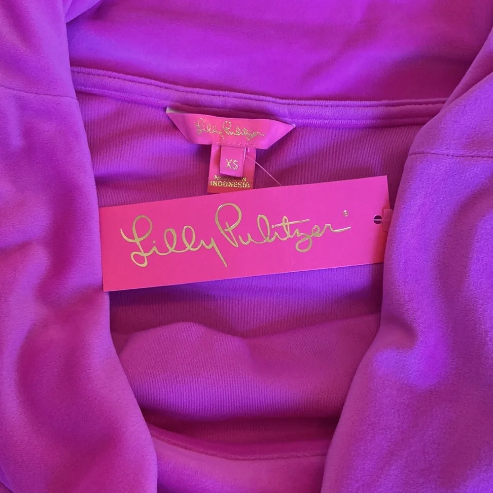 NWT Lilly Pulitzer Velour Top Swearshirt - Picture 6 of 7